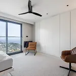 Villa House Of Cork And Ivy - By Wehost