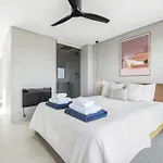 House Of Cork And Ivy - By Wehost Villa *
