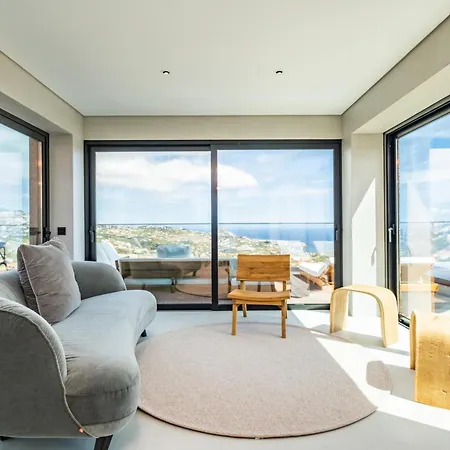 House Of Cork And Ivy - By Wehost Câmara de Lobos