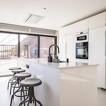 Villa House Of Cork And Ivy - By Wehost