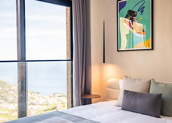 House Of Cork And Ivy - By Wehost Villa