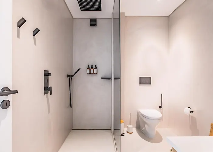 House Of Cork And Ivy - By Wehost Villa *