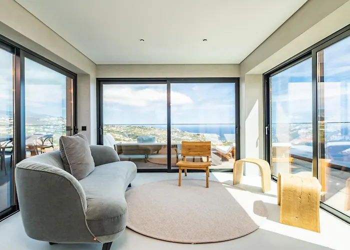 House Of Cork And Ivy - By Wehost Câmara de Lobos